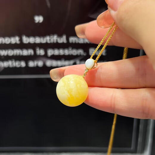 Wei Ci natural beeswax bead pendant bone china white pattern clavicle chain diy 18k gold women's European simple light luxury
