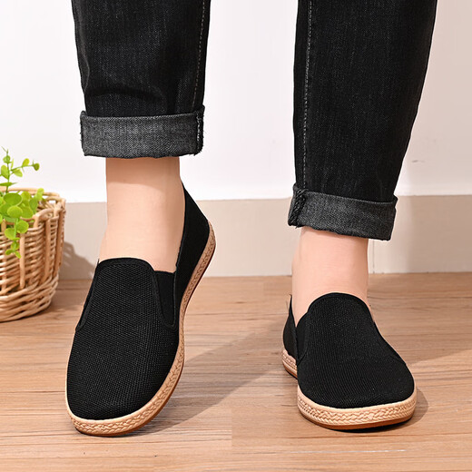 Summer casual shoes for men's breathable mugwort cloth shoes for men's soft sole non-slip wear-resistant cloth single shoes mesh shoes for men's mugwort health casual shoes 43
