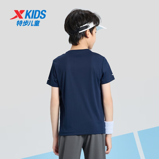 Xtep Boys Sommerkleidung für Kinder mit schnellen T-Shirts für Kurzarmdelise für den Sommer. Neue mittelgroße Kinder Kurzer T-Sports Top Deep Blue [9215] One Size M 120