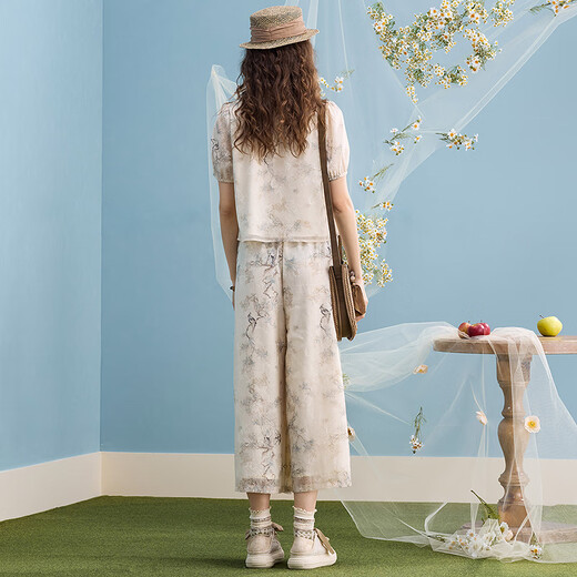 Wancaoyi shopping mall same style mood literature and art 2025 summer new set H06600521 beige S