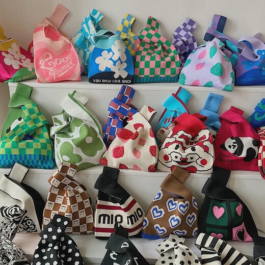 Korean ins knitted bag girls vest bag small square bag new year knitted bag hand bag knitted bag crossbody handbag cute cat