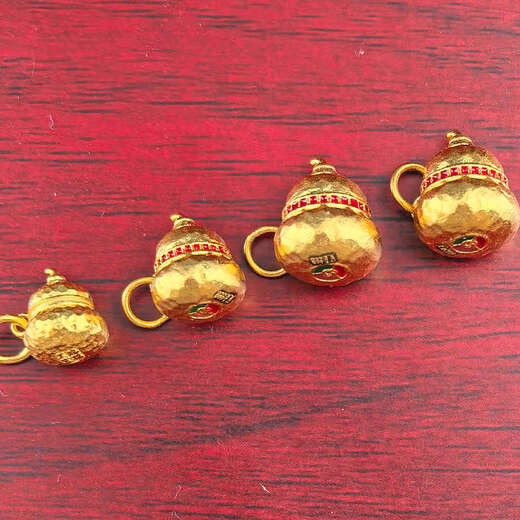 Allied Pure Gold 999 Pure Gold Ancient Method Gold Gourd Pendant Palace Style Hollow Fulu Necklace Pendant Four Beauties of Women Small Plain Gold Gourd Approximately 3.5g