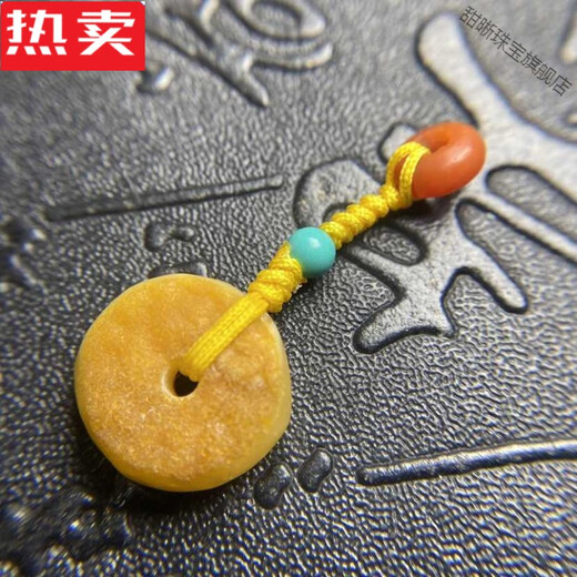 Tianxi Hong Kong and Macao light luxury high-end quality beeswax raw stone Tibetan safety buckle side hanging pendant accessories southern red turquoise Shidu raw mineral 1049 beeswax Tibetan safety buckle