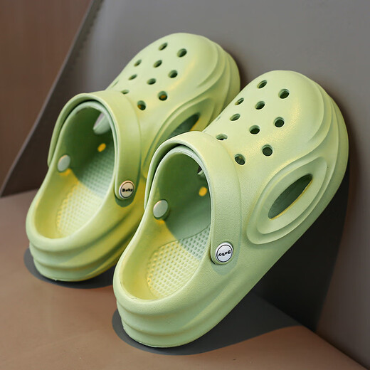 G.DUCKKIDS little yellow duck hole shoes boys 2025 new summer children's bathing non-slip slippers medium and large children's Baotou beach cool white 34 [34-35 same size]