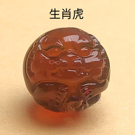 Yingyou natural amber beeswax Burmese brown red blood amber gold amber zodiac beads carved loose beads pendant bracelet accessories Burmese amber zodiac tiger 14mm 1 piece