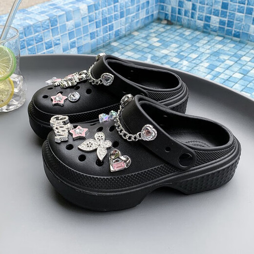 Croton Croton Cave Shoes Cadena de flores de dibujos animados para niños Eva Slippers 2025 NUEVAS Girls Baotou Sandals desgaste en casa al aire libre White 24 -25 tamaños