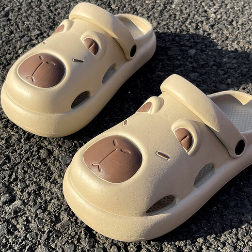 Zapatos de agujeros para niños para niños verano 2025 Nuevo dibujos animados Kapibala anti-slip suave trasero de la bolsa de los pies-hijos de los pies para mujeres marrón 38-39 adecuado para el diario 37-38