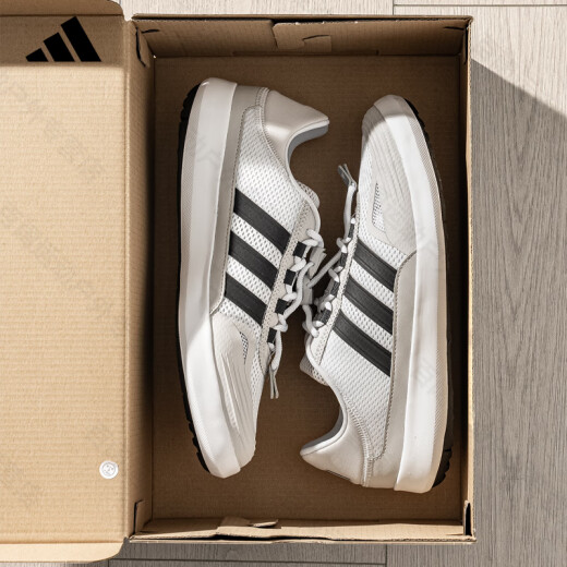 ADIDAS阿迪达斯溯溪鞋男鞋女鞋2025夏季新款户外涉水鞋百搭休闲运动鞋 米白/黑JP6630【热卖】 42