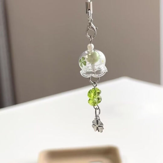 命中注定高颜值四叶草手作挂链钥匙扣串珠小挂件相机链可爱小众 许愿瓶四叶草挂件