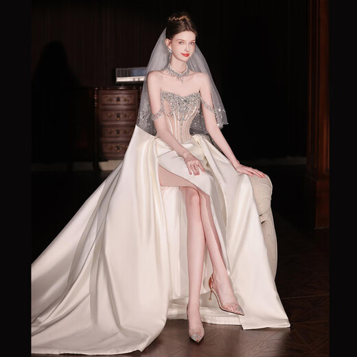 La nouvelle robe de mariée légère en satin française à une épaule de Qinchi pour les femmes 25 Nouveau style Bridal Small-und Tail Bienvenue Blanc Small Liviling Tail Veil + Gants xl Single Taille