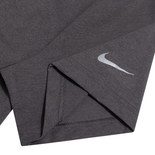 Nike (Nike) Kurzärärmiges T-Shirt für Männer 2025 Sommer Neue Sportbekleidung Lose atmungsaktiven, lässigen runden Hals schnell trocknend halb Ärmeln mit mittlerer grauer Wüstengrün silber Hv4882-299 Schnell trocknend L L.