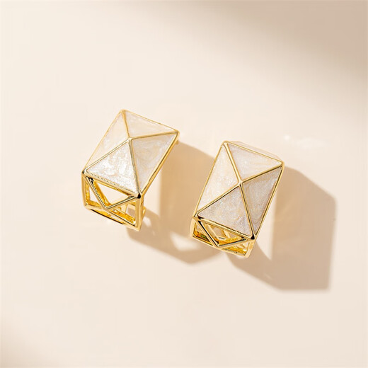 Qlady geometric earrings for women 2025 new high-end earrings feminine temperament light luxury niche ear jewelry birthday gift