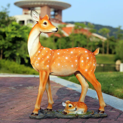 Fiberglass large animal sculpture simulated sika deer ornaments outdoor courtyard garden forest landscape lawn decoration No. 1 small lying deer right