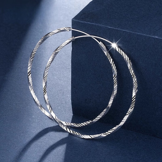 Qianshu (QIANSHU) pt950 platinum large earrings for women, platinum large hoop earrings, turned twist earrings, exaggerated personality earrings, diameter about 2cm, weight about 2.5-2.7g