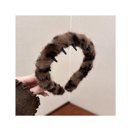 Bai Yishi Plush Korean Leopard Print Retro Teeth Anti-Slip Headband Women's 2024 Face Wash Makeup Headband Autumn and Winter Hairpin Korean Leopard Print Retro-Light Brown-Leopard Print