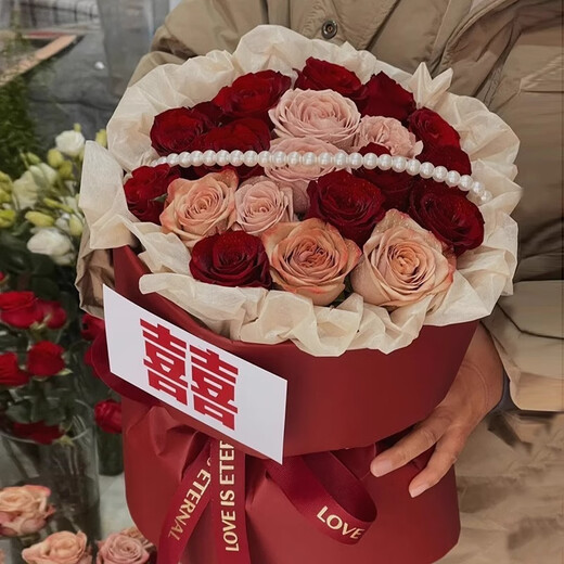 永生花订婚花束成品玫瑰花束摆件仿真花香皂花送 挚爱 11朵【含礼袋+灯串+贺卡】