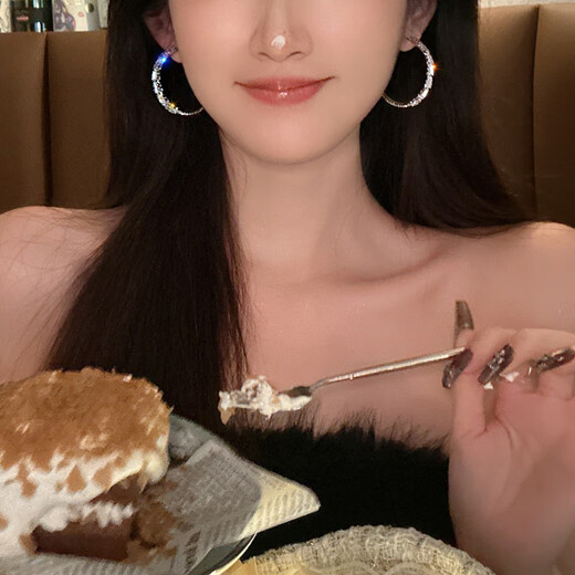 Nianfu S925 Silver Needle Stud Earrings Light Luxury Niche Exquisite Circle Earrings Women's Classic Mid-Autumn Festival Gift for Girls Circle Earrings S925 Silver Needle