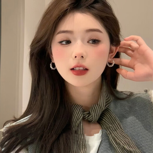 Nianfu S925 Silver Needle High-end Starry Gypsophila Earrings Earrings for Women Versatile Temperament Wrapping and Exaggerated Mid-Autumn Festival Gifts for Girls Starry Gypsophila Earrings S925 Silver Needles