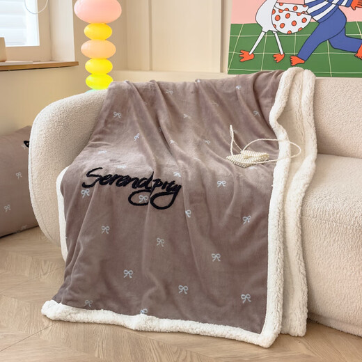 Cartoon embroidered children's thickened printed towel embroidered milk velvet blanket for nap baby warm blanket Sweetheart coffee blanket 150*200 blanket