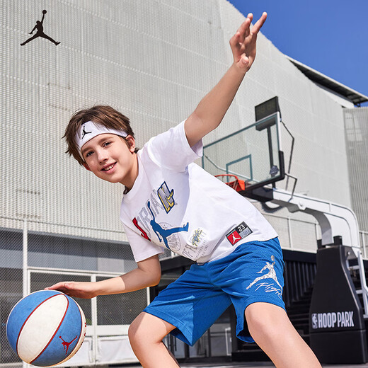 NIKE JORDAN Nike AJ children's short-sleeved T-shirt summer new children's size 23 short T-shirt pure white 110/56 recommended height 104-110cm