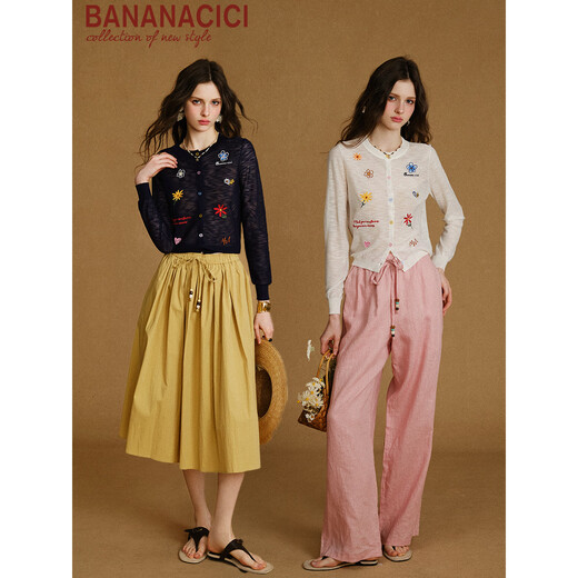 Banana CICI 2025 Été Nouvelle fleur de couleur contrastée Fleur de bambou brodée BAMBOO COUCH ROND CARDIGAN TRICHÉE C252MY722 BEIGE M