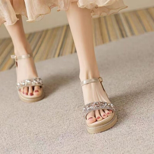 
Belle stairs heel sandals for women, summer 2025 new thick-soled strap sandals exquisite high-heeled beach women's shoes apricot color 37