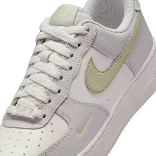 Nike (Nike) Frauenschuhe, neue Modesportschuhe für den Sommer, AF1 Air Force Nr. 1 Nicht-Schlupf-bequeme weiße Schuhe, Freizeitschuhe, IB3881-001 Mini-Haken, hell Olive Green 40 40