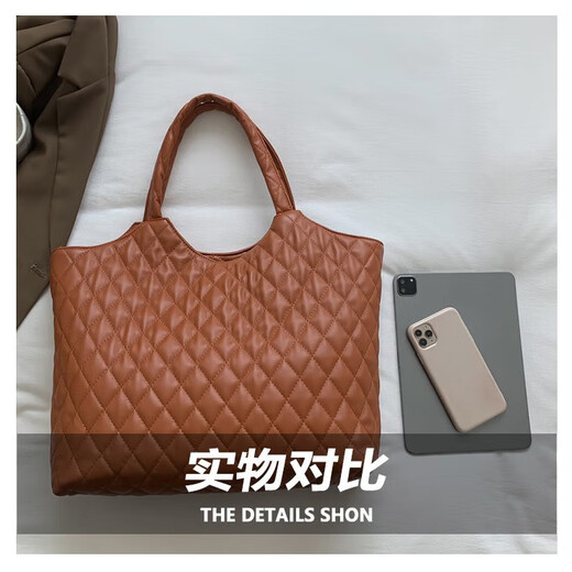 经典菱格纹手提斜挎包-时尚上班大容量的复古绣线斜挎包 棕色
