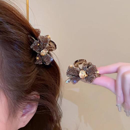 Liangshihuan 2025 New Diamond Bow Small Hairpin Feminine Bangs Clip Side Broken Hairpin Small and Exquisite Small Clip Coffee Color Single