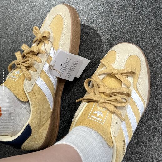 阿迪达斯 （adidas）男女同款生活休闲鞋年2025夏舒适百搭运动防滑耐磨低帮黄色 JI3523/黄色 38.5