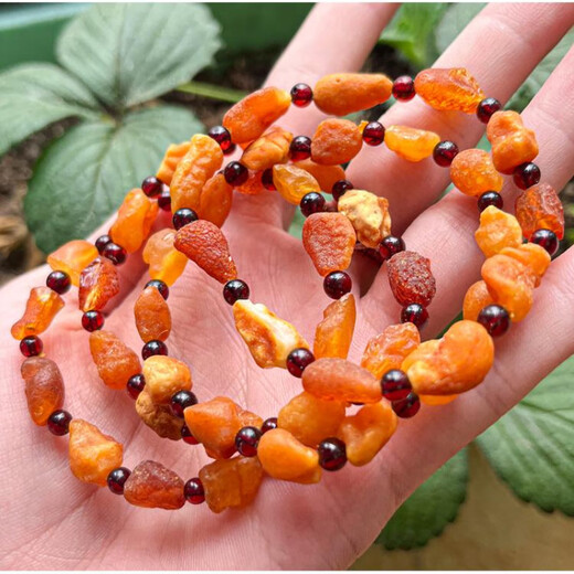 Xinxiangdu Natural Baltic Sea Raw Stone Sea-Drifted Seeds Blood Amber Bracelets for Men and Women Blood Amber Separated Beads Sea-Drifted Seeds Bracelet Approximately 7+mm 4g