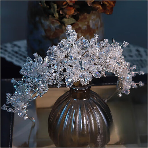 Cijia New Crown Tiara Braut Hochzeit High-End Crown Light Luxus Kristallkleid Haupthochzeitskleid Sense Prinzessin Accessoires handgefertigtes SpitzenhandMade Single Crown