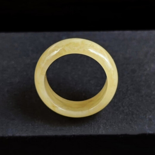 Ruoximeng natural beeswax ring, Russian raw ore amber, white flower nectar ring, chicken oil yellow ring, men's and women's jewelry accessories, chicken oil yellow beeswax, 72.8mm, No. 32 inner diameter, 23.2 circumference