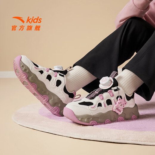 Zapatillas para niñas de anta para niños 2025 otoño nuevo producto de moda y cómodos zapatos casuales de estudiante de brownie [brownie femenino] negro/blanco/rosa 8829-3 37 pies de longitud aproximadamente 23.5 cm