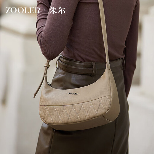 朱尔（ZOOLER）真皮斜挎包女2025新款春夏感单肩包时尚大气中年妈妈包 大气黑【柔软头层牛皮时尚大气，