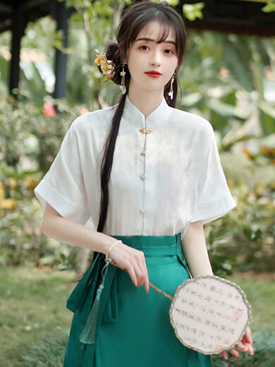 
MISHIDE (MISHIDE) short-sleeved shirt with horse-face skirt for women's horse-face skirt top 2025 new Chinese style jacquard shirt Han elements 9226 apricot color horse-face skirt S single size