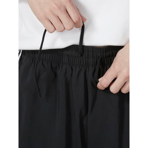 Adidas Shorts Herrenhosen 25 Sommer neue Sporthosen Laufzeiten Hose Schnelltrockne atmungsaktives, lässiges und modisches Fünf-Punkte-Hosen IC1484/Schwarz/Maschen-Futter/Mode Drei-Streifen M 175/82, empfohlenes Gewicht 130-150jin [Jin gleich 0,5 kg]