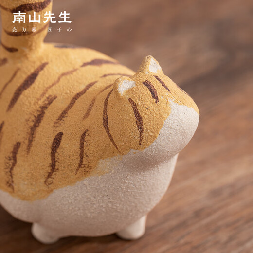 Mr. Nanshan Zisha creative tea pet ornaments cute desktop ornaments home tea play Kung Fu tea set accessories three-legged cat tea pet three-legged cat tea pet