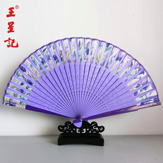 Wang Xingji Ancient Style Painted Silk Folding Fan for Women Hangzhou Gift Flower Series for Foreigners Flower Series C Style (21cm) Daily Fan