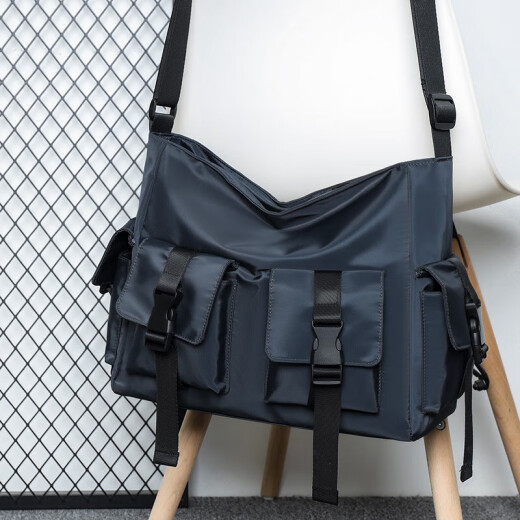 Casual versatile multi-pocket simple solid color large capacity men's crossbody bag black