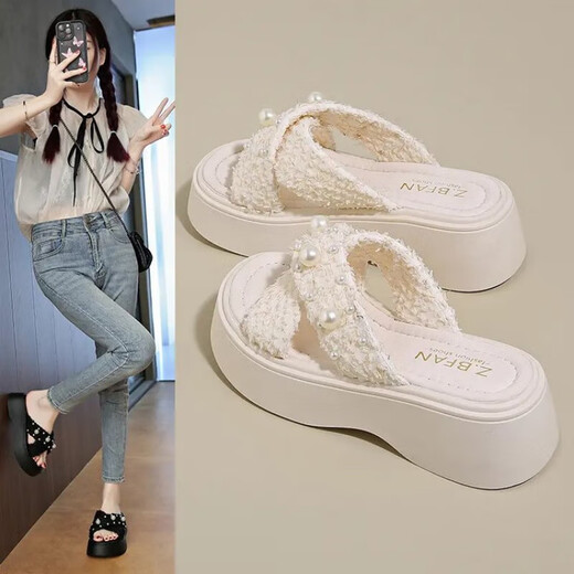 Tragen kleiner Duftpearl-Dick-Soled-Pantoffeln für Frauen Sommer 2025 Neue Hochseeland-Sandalen 6 cm erhöht kleiner Menschen schwarz 37