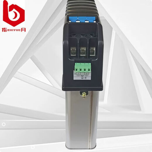 Original spot ZUIC-7 series intelligent low-voltage power capacitor 7CS-0.45-20+20 intelligent capacitor photovoltaic four-quadrant controller of the Yue Group