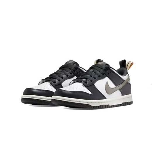 
Nike (NIKE) board shoes Dunk Low women's shoes versatile low top ins trendy and fashionable casual shoes skateboard shoes trendy products DH9764-001/gold and silver logo 40
