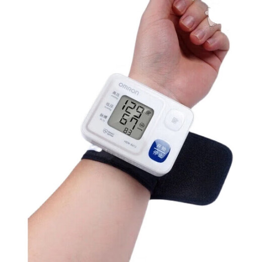 OMRON【家庭装】 Omron/HEM-8611  8613腕式全自动电子血压计 HE HEM-6121(6182升级款)