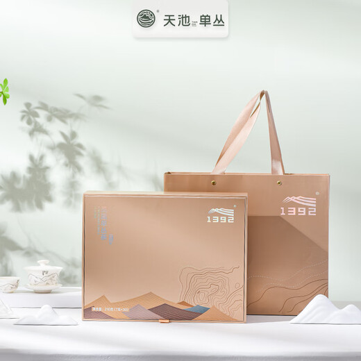 1392 [Golden Herbst Geschenkbox] Phoenix Dantong Tea Tianchi Tea Industry Golden Herbst Silver Moon Geschenkbox Serie Milan Xiang Geschenkbox Packung