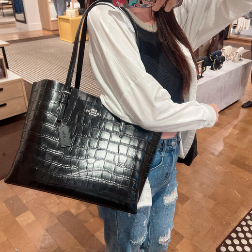 蔻驰（COACH）新款mollie大号单肩手提购物袋直*邮官方正品 CV967 SVPWH浅奶茶色 美现
