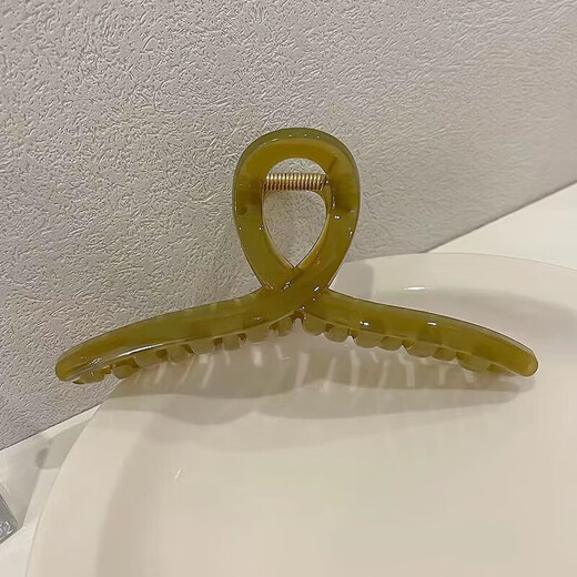 Extra Large Jelly Color Clip for Women Acrylic Shark Clip Summer Temperament Simple Back of Head Hair Clip for Women Extra Large Jelly Clip 1 Random TS150