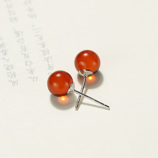 Dara natural blood amber earrings for women S925 silver amber earrings practical elders Chinese Valentine's Day gift for girlfriend and wife