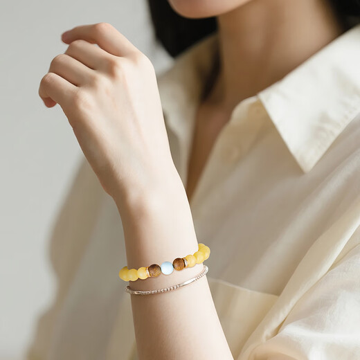 Yueyin Baichuan Beeswax Bracelet Chicken Fat Yellow Beeswax with Agarwood Green Pine Wenwan Buddhist Beads Multi-treasure Bracelet About 8mm