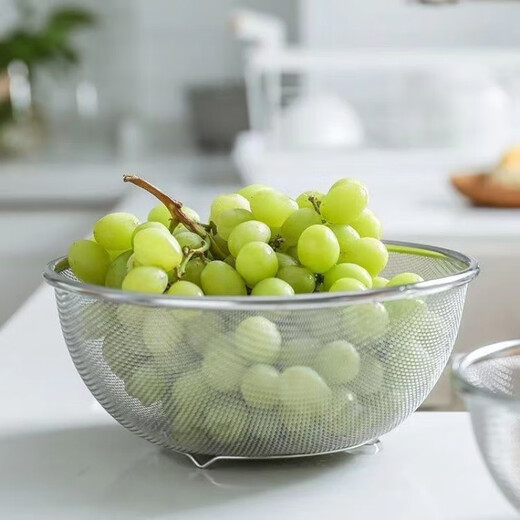 Hanboko 304 stainless steel drain basket two-piece set of leaky basin for washing vegetables, fine hole drain basket for leaking water, rice washing artifact, leaking mesh toothpaste, draining artifact, 28CM basin + 28CM drain basket (extra large size)